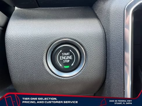 Used 2026 GMC Acadia Elevation w/ Elevation Premium Package FWD image 22