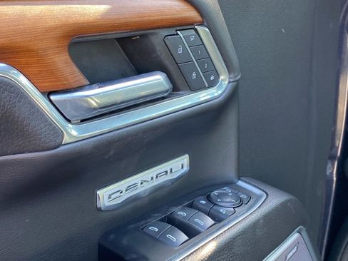 Used 2022 GMC Sierra 1500 Denali image 10