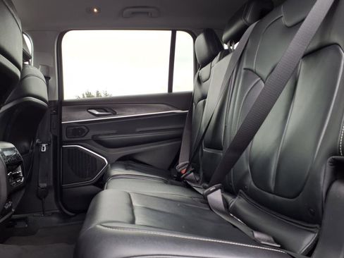 Certified 2022 Jeep Grand Cherokee L Limited image 15