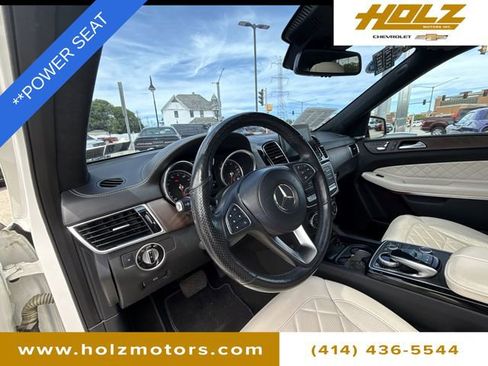 Used 2017 Mercedes-Benz GLS 550 4MATIC image 10