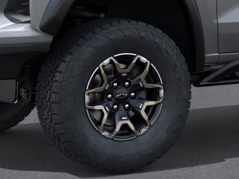 New 2026 Chevrolet Colorado ZR2 w/ Technology Package AWD/4WD image 9