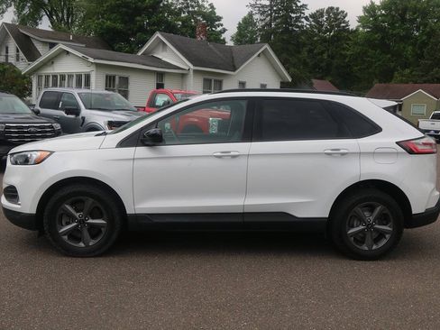 Certified 2023 Ford Edge SEL w/ Sport Appearance Package AWD/4WD image 2