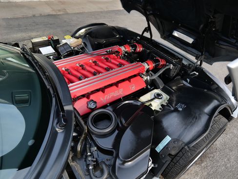 Used 1999 Dodge Viper GTS image 46