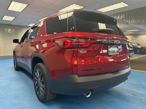 Certified 2023 Chevrolet Traverse RS image 11