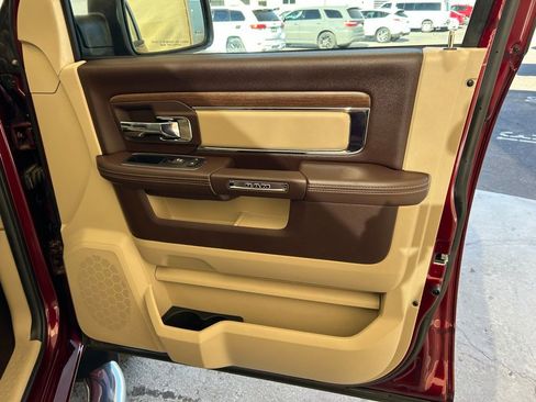 Used 2017 RAM 1500 Laramie w/ Convenience Group image 14