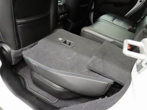 Used 2023 Jeep Wrangler Unlimited Sahara image 53