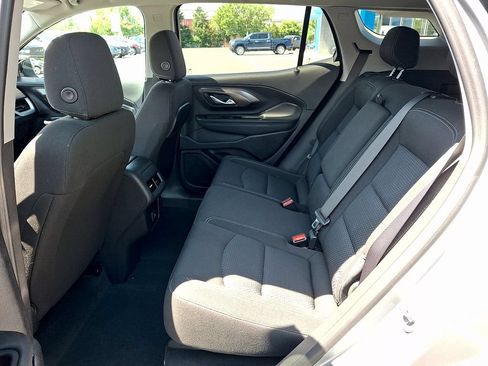 Used 2023 GMC Terrain SLE w/ Driver Convenience Package AWD/4WD image 11
