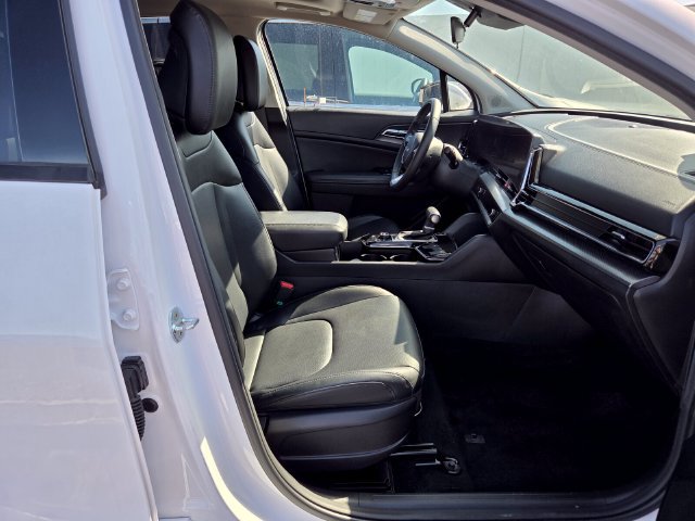 Used 2023 Kia Sportage SX FWD image 16