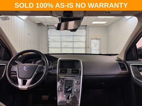 Used 2016 Volvo XC60 T6 AWD/4WD image 23