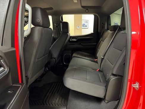 Used 2024 Chevrolet Silverado 1500 LT AWD/4WD image 20