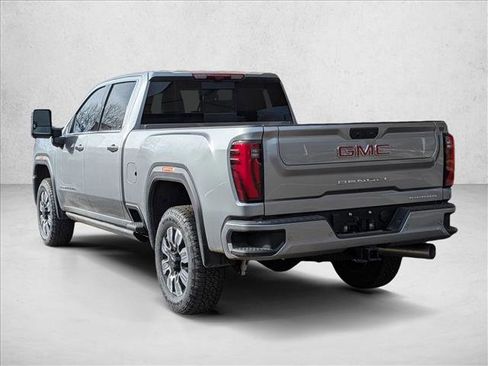 New 2026 GMC Sierra 2500 Denali w/ Denali Reserve Package image 8