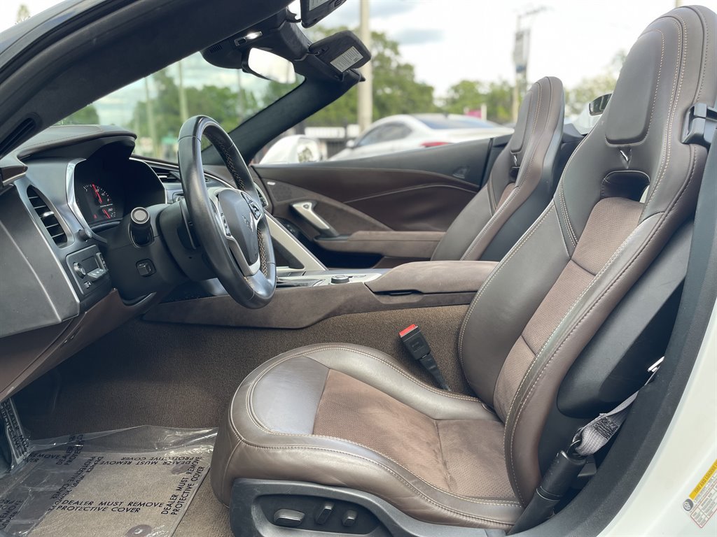 Used 2015 Chevrolet Corvette Stingray Convertible w/ 3LT Preferred Equipment Group RWD image 23