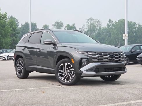 New 2026 Hyundai Tucson Limited AWD/4WD image 2