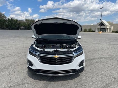 Used 2024 Chevrolet Equinox LT image 16