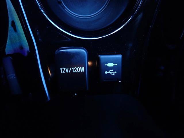 Certified 2022 Toyota Prius Prime Limited FWD image 18