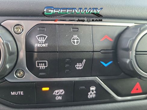 New 2025 Jeep Wrangler Unlimited Rubicon 392 image 25