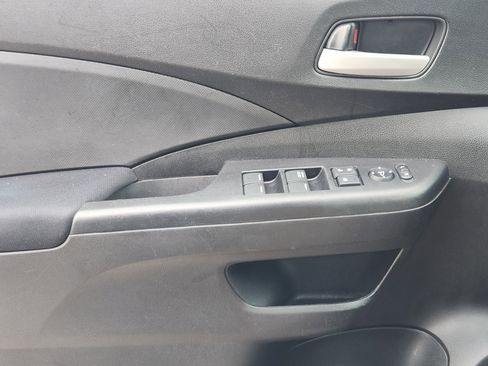 Used 2015 Honda CR-V LX image 24