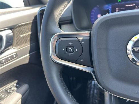 Certified 2023 Volvo XC40 B5 Ultimate w/ Climate Package AWD/4WD image 26