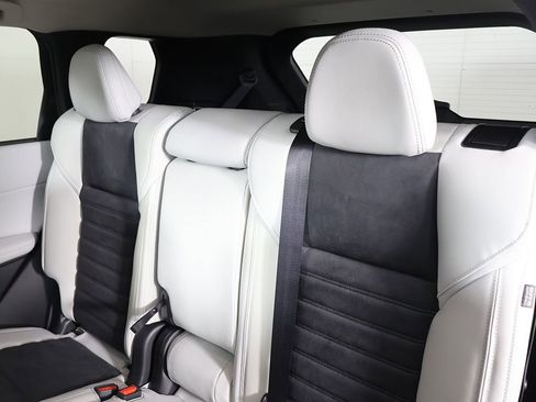 New 2026 Mitsubishi Outlander SE FWD image 33