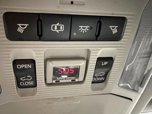 Used 2019 Toyota RAV4 XLE image 37