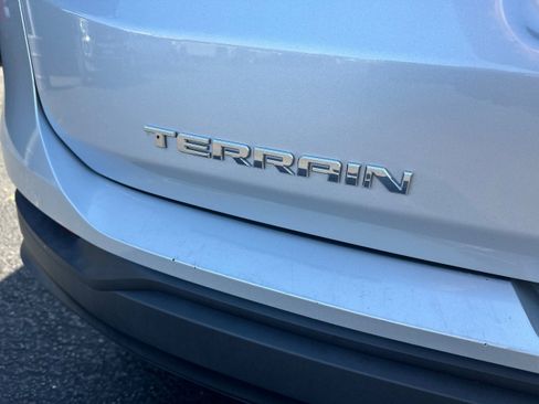 Used 2018 GMC Terrain SLE AWD/4WD image 26