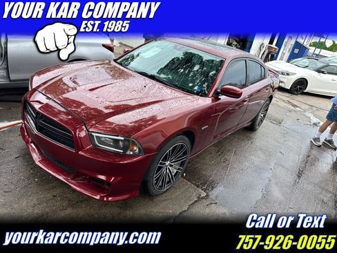 Used 2014 Dodge Charger R/T RWD image 1