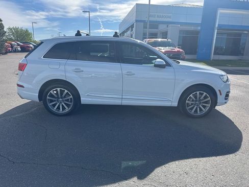 Used 2018 Audi Q7 3.0T Prestige AWD/4WD image 39
