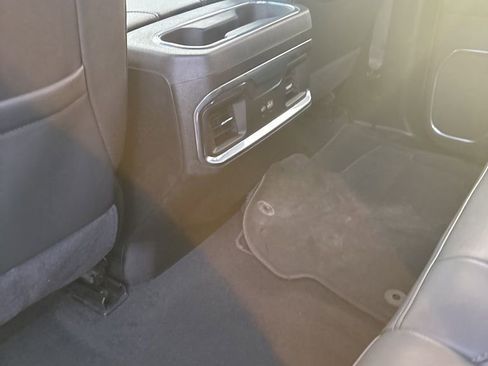 Used 2025 GMC Sierra 2500 SLT w/ SLT Convenience Package image 27