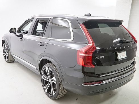 Used 2024 Volvo XC90 B6 Ultimate w/ Protection Package Premier image 7