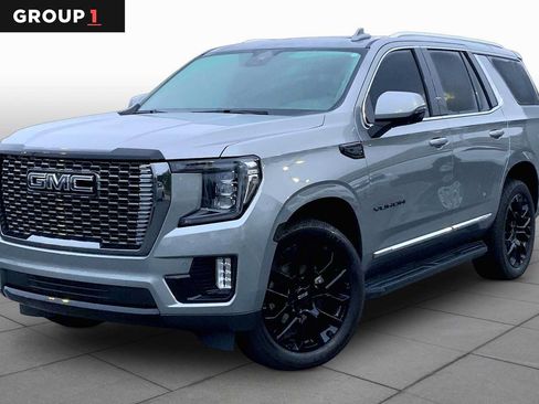 Used 2023 GMC Yukon SLT w/ SLT Premium Package AWD/4WD image 1