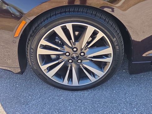 Used 2020 Lincoln MKZ Reserve w/ Elements Package image 7