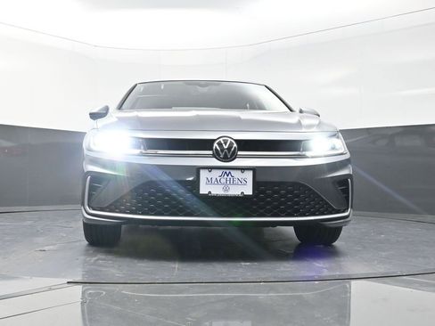 New 2026 Volkswagen Jetta SE image 21