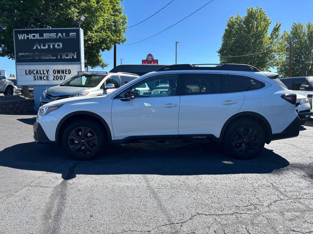 Used 2020 Subaru Outback Onyx Edition XT AWD/4WD image 2