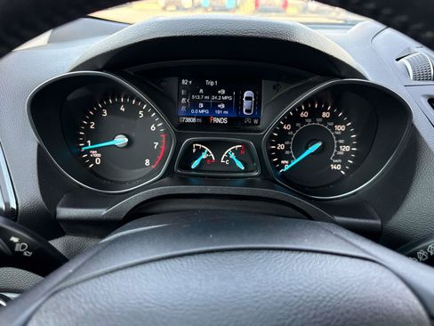 Used 2019 Ford Escape Titanium AWD/4WD image 24