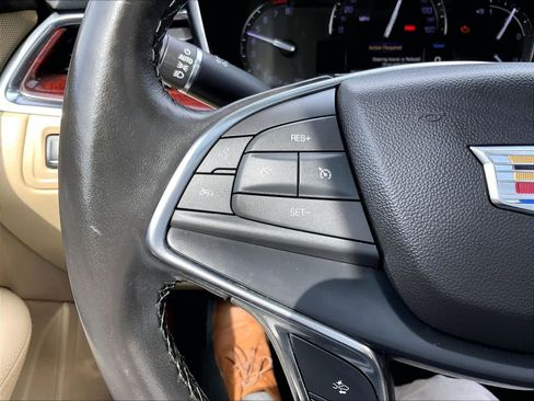 Used 2019 Cadillac XT5 Luxury AWD/4WD image 23