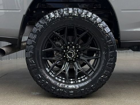 Used 2025 RAM 2500 Laramie AWD/4WD image 11