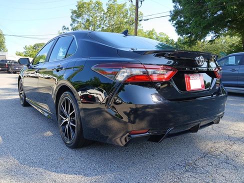 Used 2024 Toyota Camry SE w/ Convenience Package FWD image 8