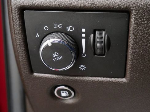 Used 2014 Jeep Grand Cherokee Summit image 26