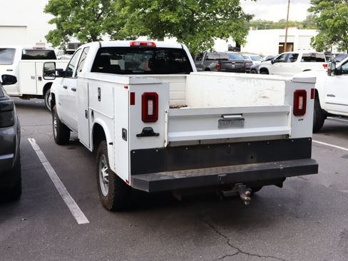 Used 2019 Chevrolet Silverado 2500 W/T w/ WT Convenience Package RWD image 8
