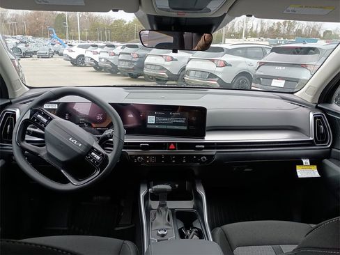 New 2026 Kia Sorento LX image 10
