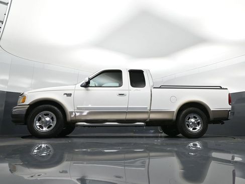 Used 2002 Ford F150 XLT image 41