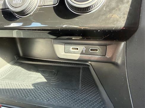 Used 2021 Volkswagen Jetta GLI Autobahn w/ GLI Autobahn Black Package image 34