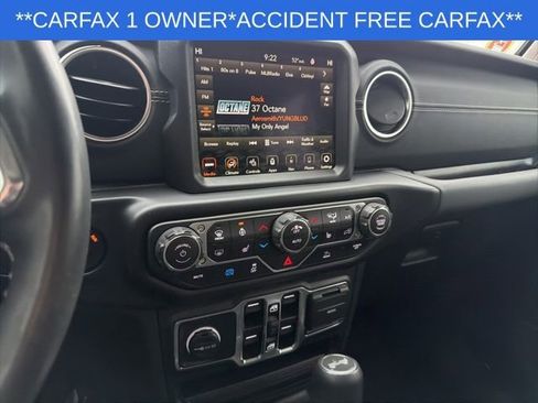 Used 2023 Jeep Wrangler Unlimited Sahara w/ Cold Weather Group image 28