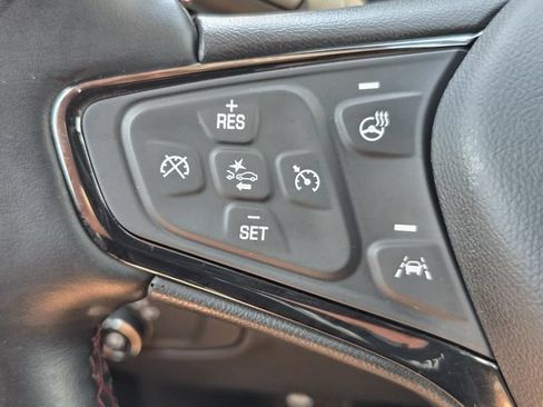 Used 2023 Chevrolet Equinox RS FWD image 22