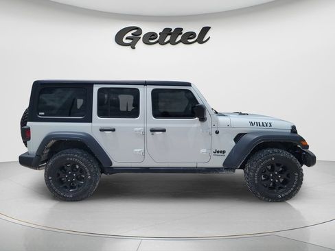 Used 2022 Jeep Wrangler Unlimited Sport AWD/4WD image 4