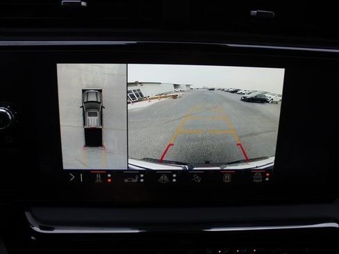 Used 2024 GMC Sierra 1500 AT4 w/ Technology Package image 33