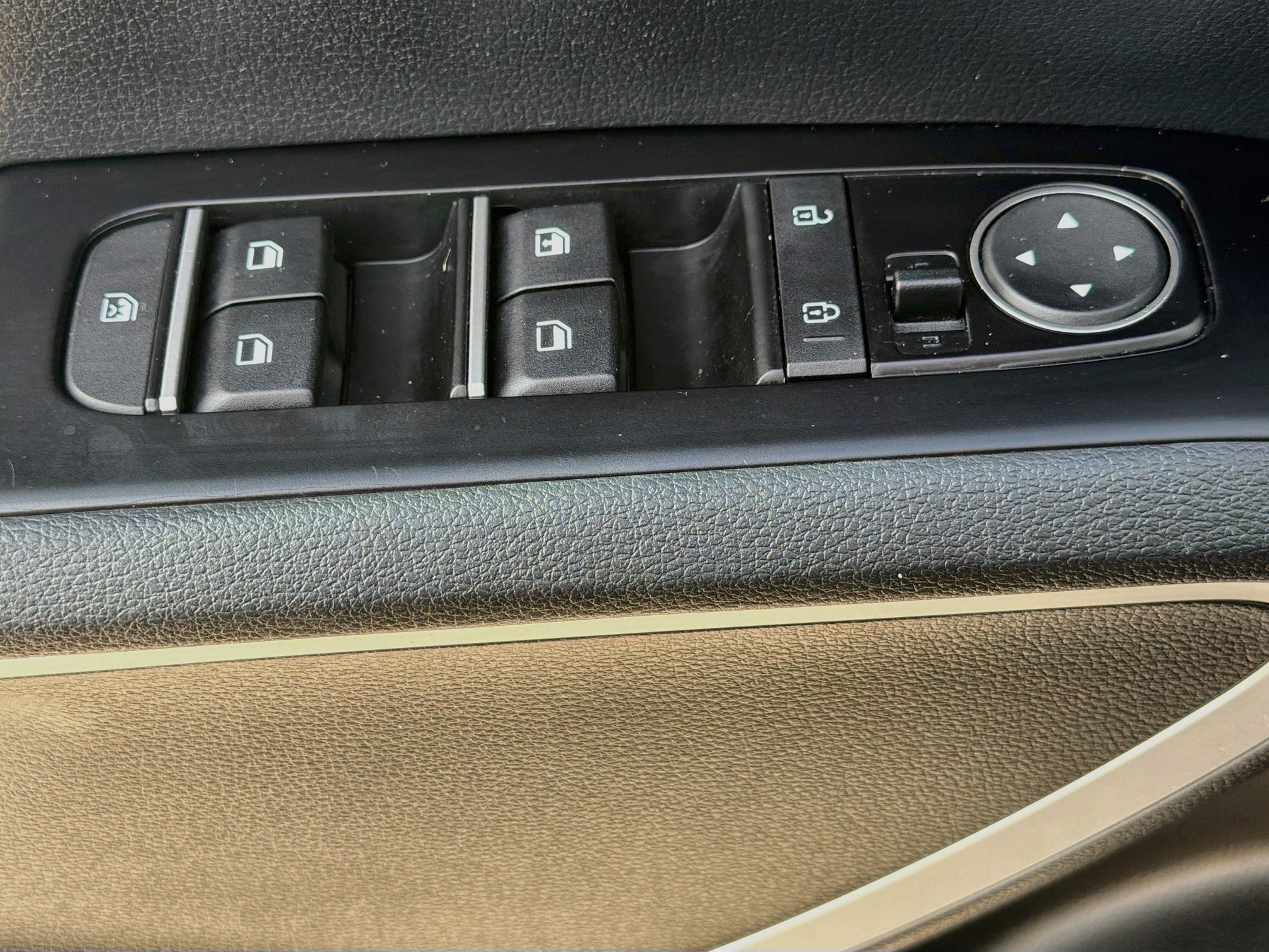 Used 2021 Kia Soul LX FWD image 20