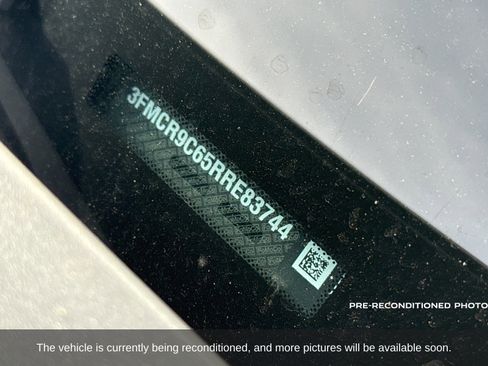 Used 2024 Ford Bronco Sport Outer Banks image 2