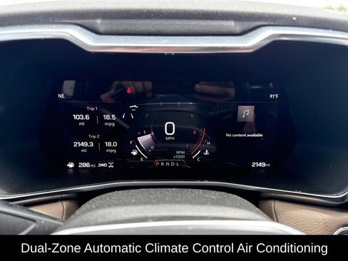 Used 2026 GMC Canyon Denali AWD/4WD image 5