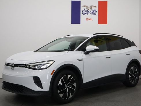 Used 2022 Volkswagen ID.4 Pro image 8